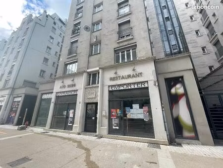 local sandwicherie  restauration rapide 110 m²