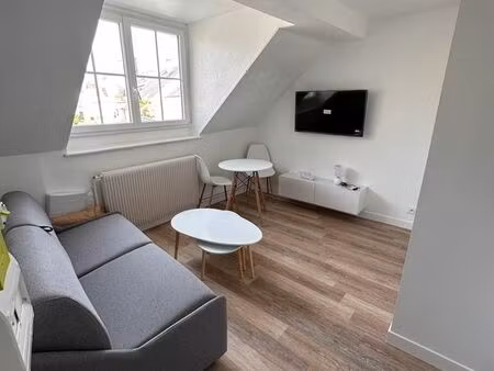 beau studio meublé - 100% rénové - hyper centre ville