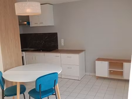 t2 meublé lumineux 35m2