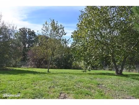 terrain constructible 850m2