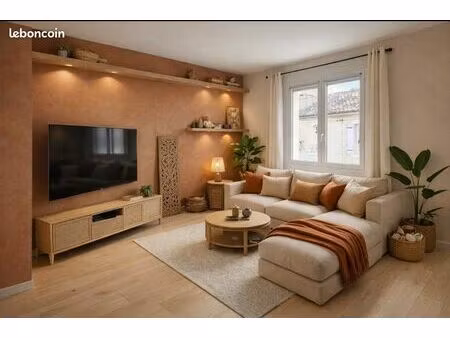 appartement rénové à neuf au coeur du village de châteauneuf-les-martigues