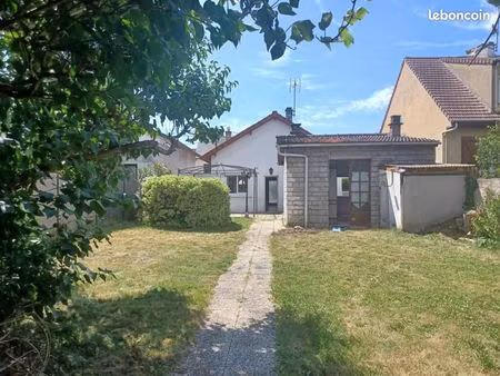 maison 4 pièces 106 m²