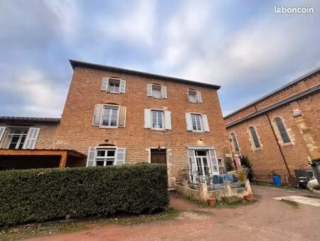 appartement 4 pièces 104 m²