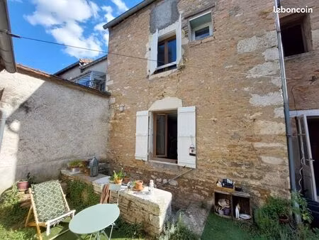 immeuble 196 m² givry