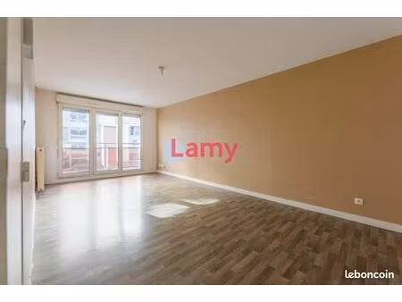 appartement 3 pièces 66 m²