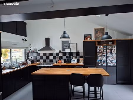 maison 5 pièces 114m² habitable et 135m² de surface