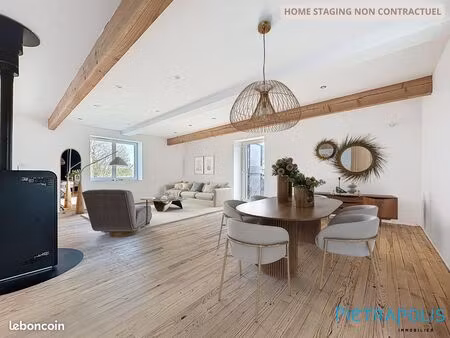 propriété 4 pièces 150 m²