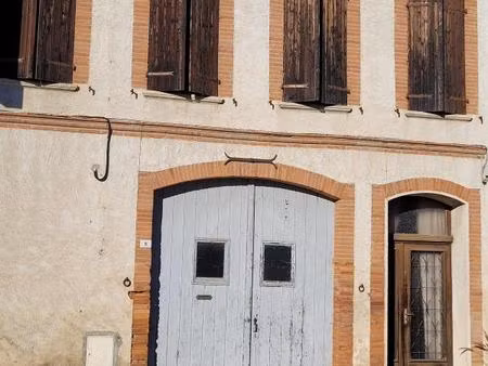 maison de village   jardin et dépendances