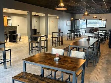 restaurant/bar licence 3