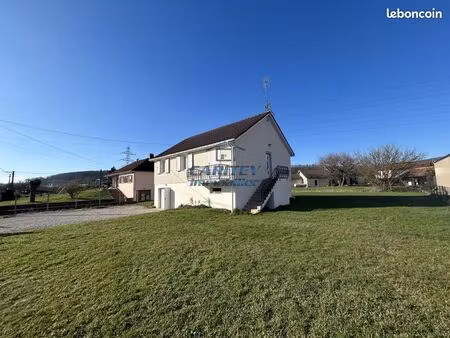 maison 4 pièces 82 m²