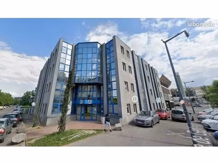 bureaux à louer – lyon 7e gerland – 110 m² + 2 parkings