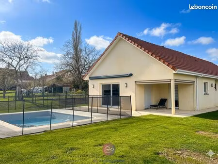 maison 5 pièces 105 m²