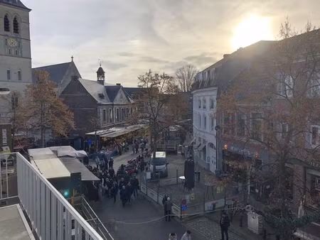 appartement à louer à bree € 800 (lj9c6) - geert essers | zimmo