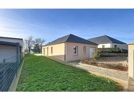 location maison  373 m² t-4 à bozouls  965 €