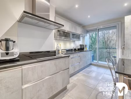 vente appartement 5 pièces 97 m² à les essarts-le-roi (78690)  364 000 €