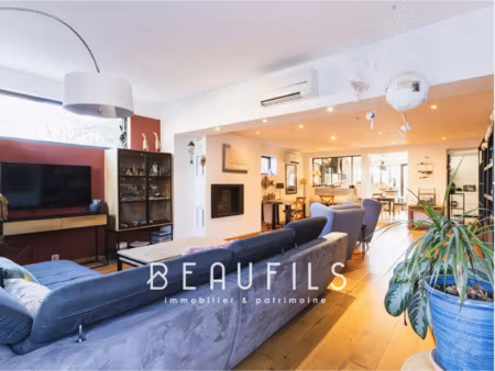 frontignan - villa de charme 215m2 avec piscine & jardin