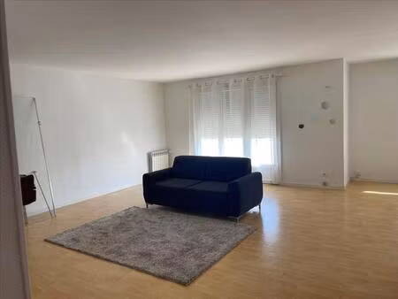 appartement meublé de 87 5 m² - saint michel