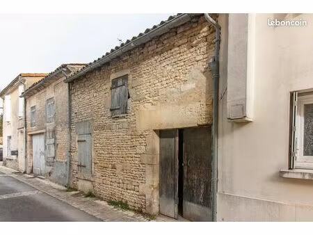 chai en pierres - 42m²