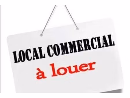 location local commercial 3 pièces 42 m2 à séméac
