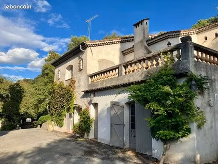 villa 7 pièces 170 m2