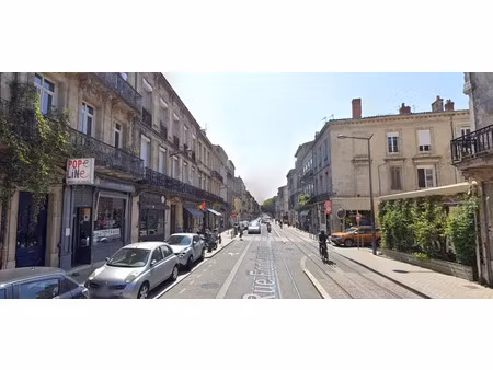 location pas de porte rue fondaudège