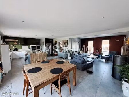 maison 5 pièces 144 m²