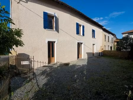 maison de village à louer