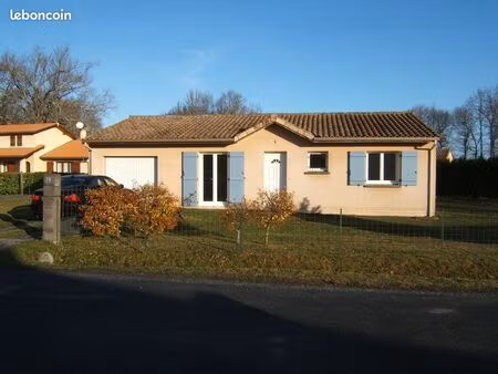 maison 3 chambres au centre saint vivien de médoc
