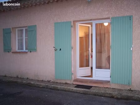 studio a louer le canet meyreuil