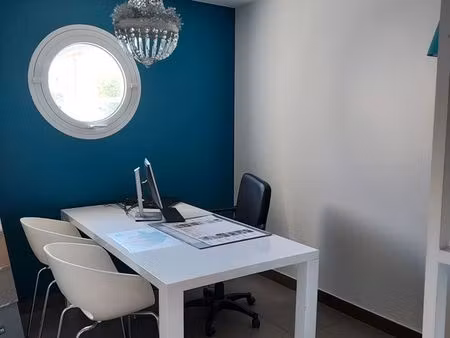 maison individuelle avec bureaux