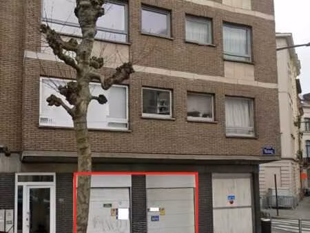 deux garages n°s 1 et 2