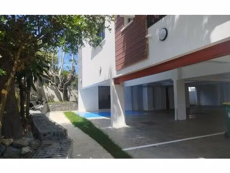 location appartement  60.79 m² t-3 à saint-paul  1 080 €