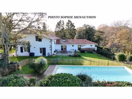 vente maison 7 pièces 205 m² à saint-martin-de-seignanx (40390)  997 500 €