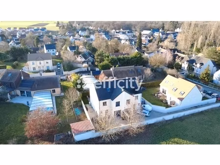 maison 7 pièces - 130 m²