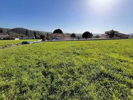 vente terrain 1000 m² à saint-etienne-de-maurs (15600)  32 000 €