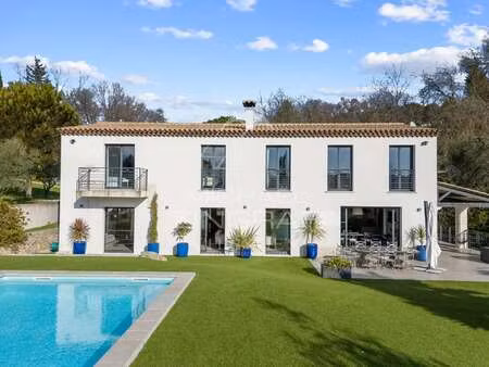 villa de luxe à vendre à châteauneuf-grasse : 1 995 000 € | 256m²