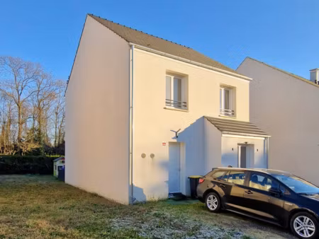 vente maison 6 pièces 96 m² pussay (91740)