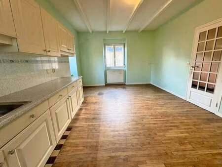vente maison à plounévez-quintin (22110) : à vendre / 95m² plounévez-quintin