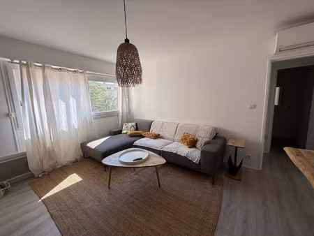 appartement meublé d'exception au lavandou vue mer & cadre