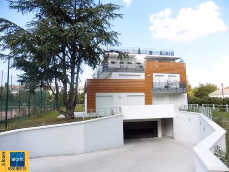 parking gradignan à loué - emplacement couvert et sécurisé