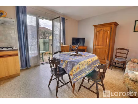 hyères - l'ayguade bord de mer - deux pièces en rez de jardin