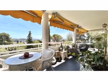 appartement 3 pièces avec terrasse