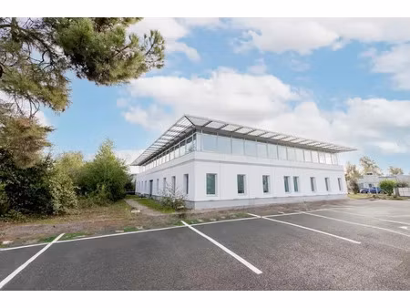 location bureau pessac 33600