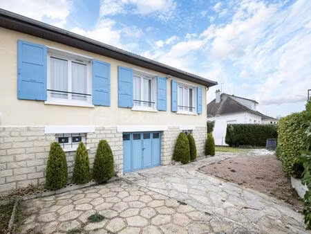 maison lumineuse sur sous-sol total composée de 4 chambres !