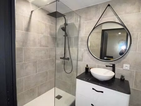 petit t2 - grande terrasse privée - rue cozette - cirque jules verne