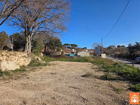vente terrain 574 m² à pélissanne (13330)  282 000 €