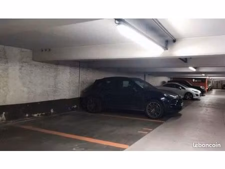 parking sécurisé paris 4 – hyper centre – investissement ou usage personnel