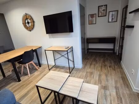 appartement studio - 27 m²