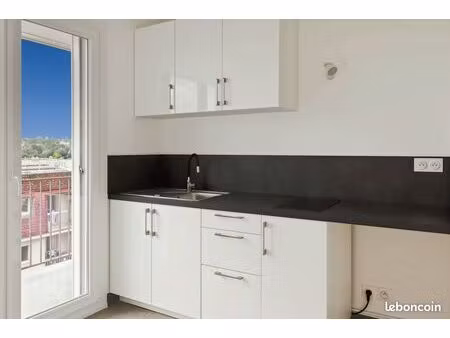 f1 thorigny sur marne - balcon  cave et place de parking – très lumineux