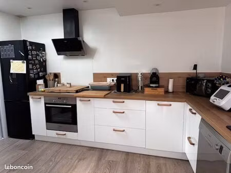 à louer – maison agréable avec terrasse - secteur monod